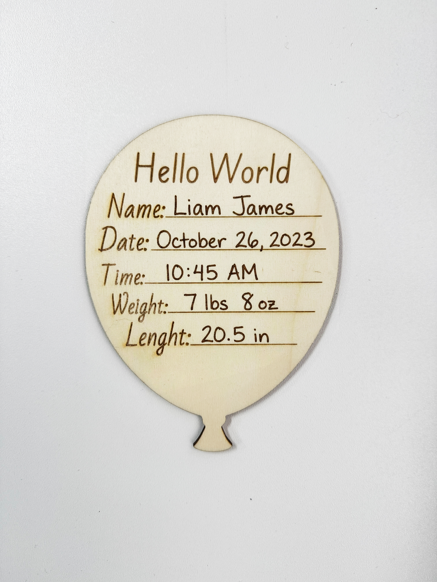Balon Anunț Naștere din Lemn – "Hello World”