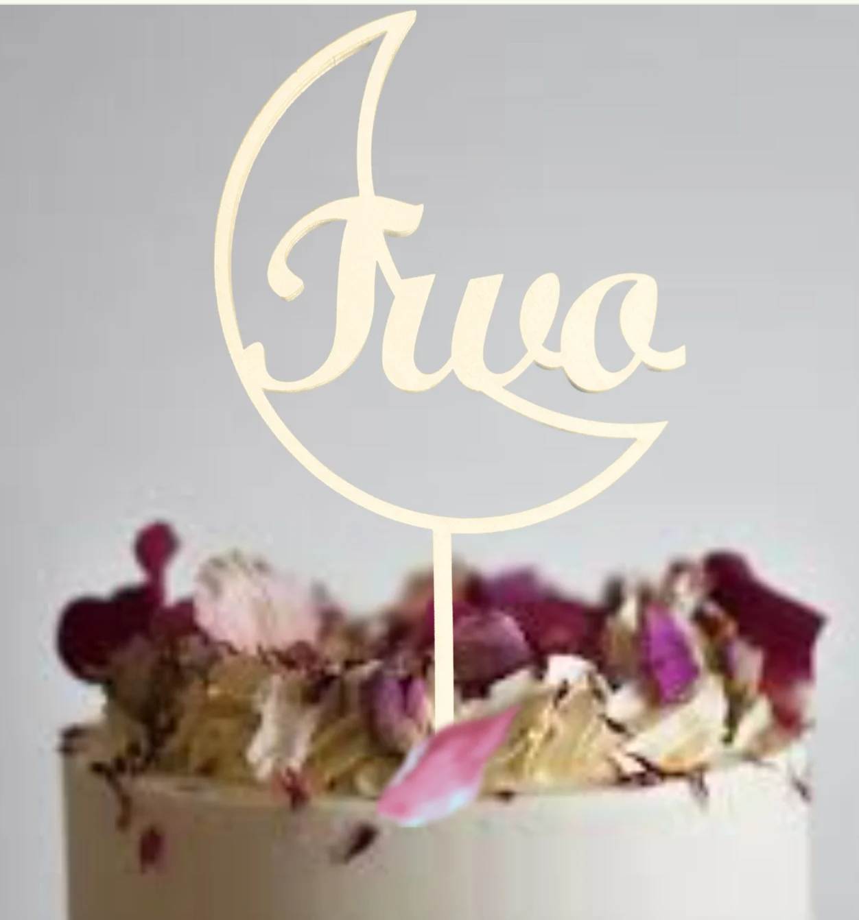 Topper tort „Two” cu semilună din lemn – decor aniversar 2 ani / copii