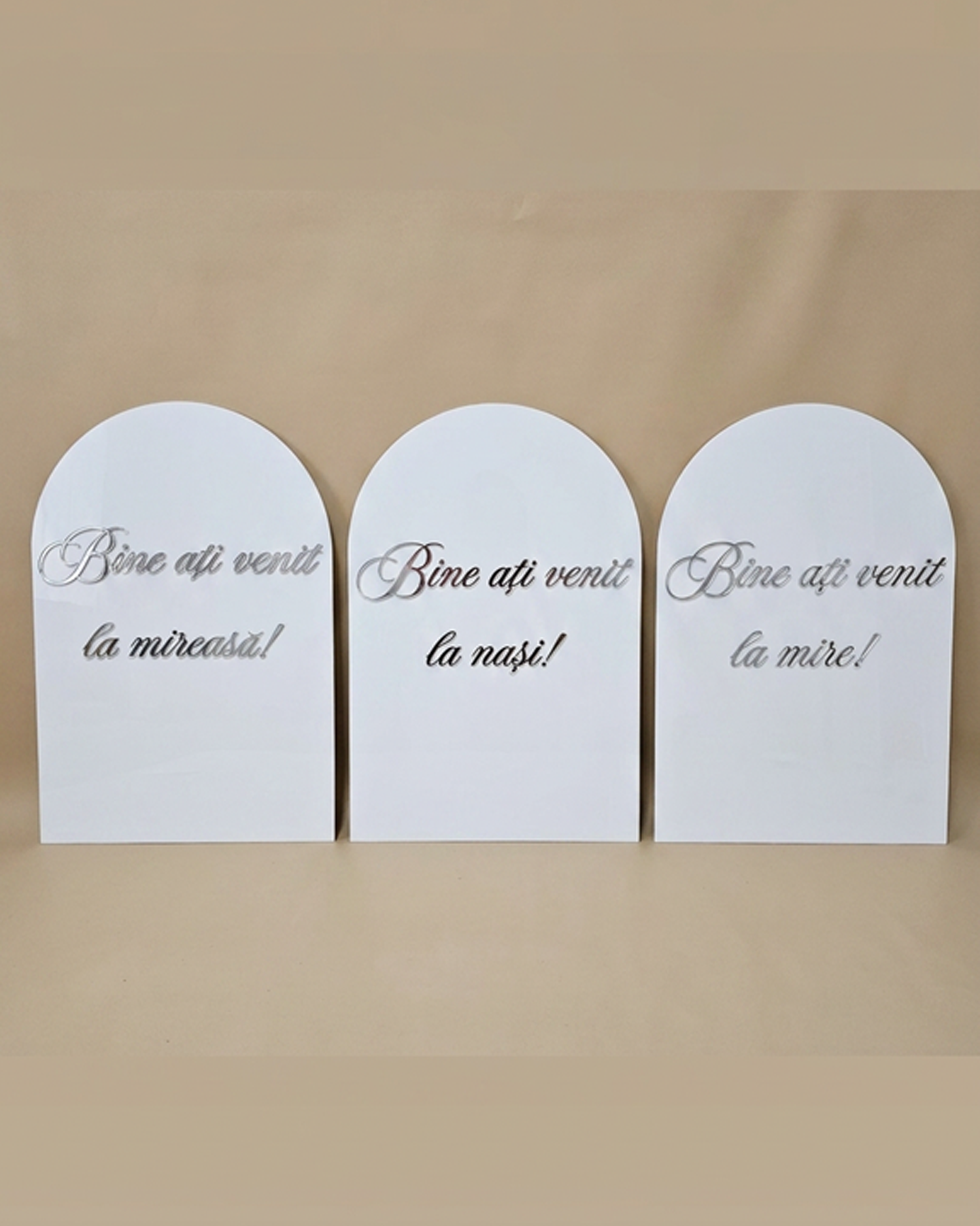 Semn Personalizat din MDF sau acrilic Alb cu Litere 3D din Plexiglas
