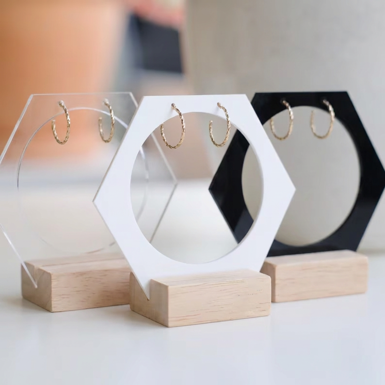 Suport Cercei "Geometric Hexagon” – Display din Acril și Lemn pentru o Pereche de Cercei
