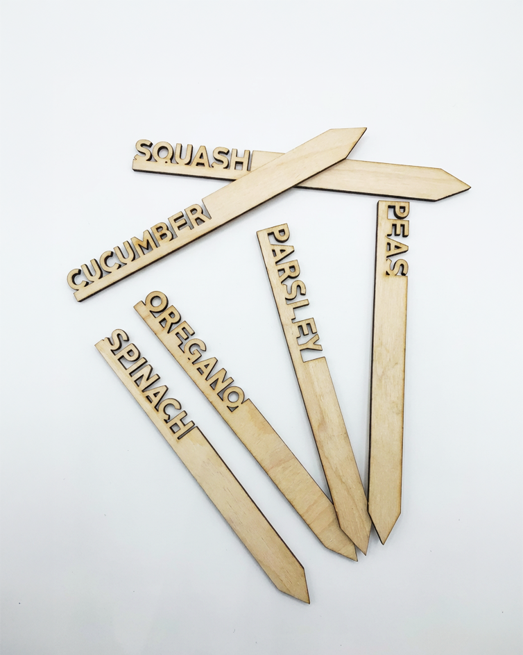 Etichete grădină plante și legume – „Herbs & Vegetables” din lemn, set 5 bucati