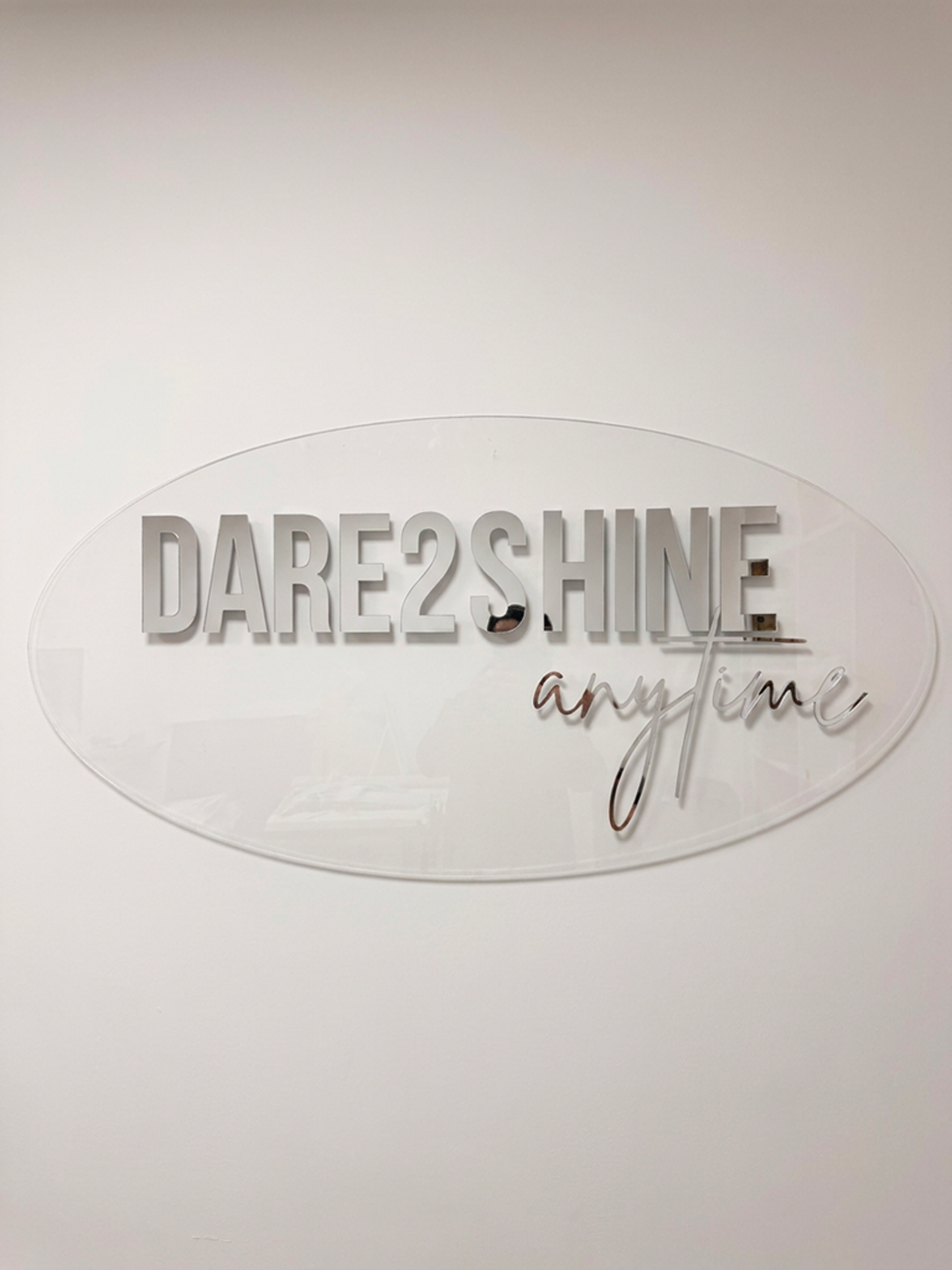 Reclamă Plexiglas Transparent cu Logo 3D Personalizat