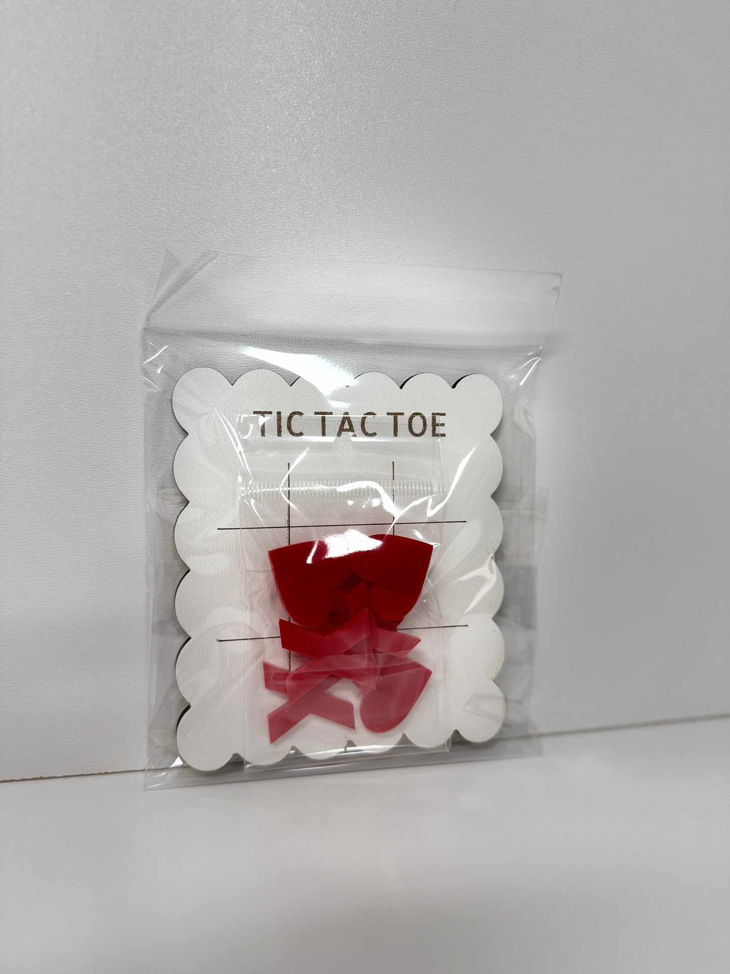 Joc Tic Tac Toe din HDF și Acril – Cadou Personalizat și Decorativ