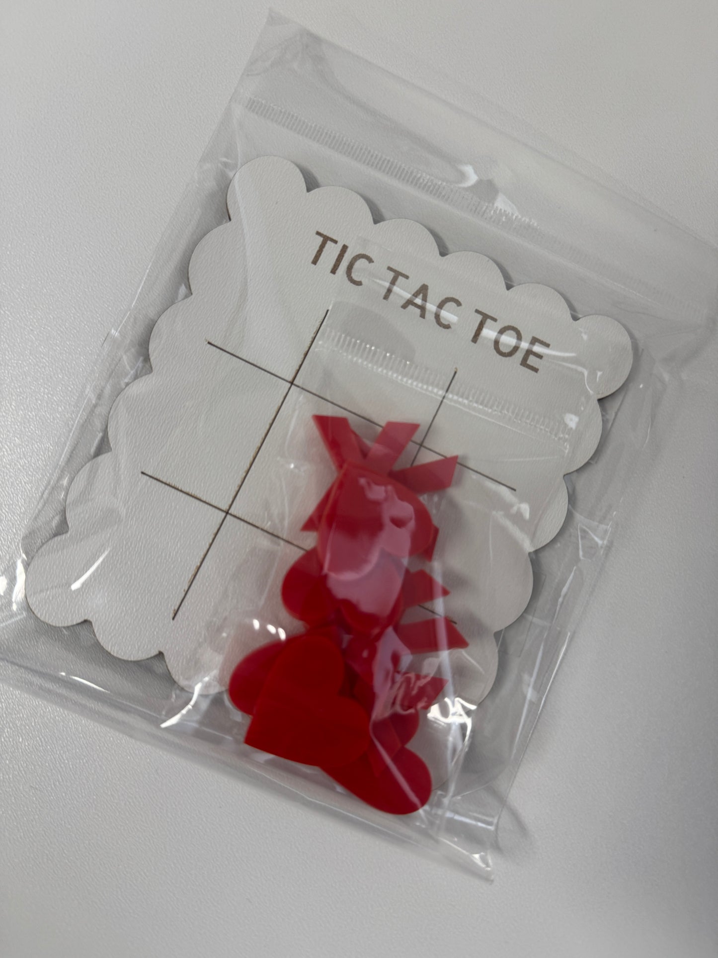 Joc Tic Tac Toe din HDF și Acril – Cadou Personalizat și Decorativ
