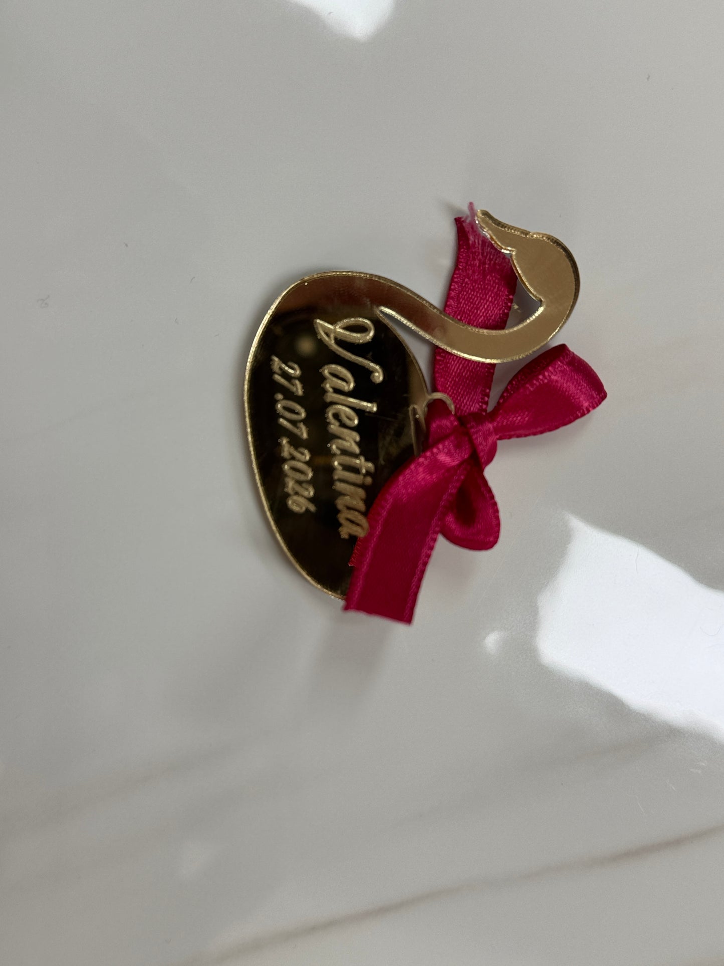 Mărturii Botez Îngeraș din Plexiglas Oglindă Aurie cu Fundă, Personalizate