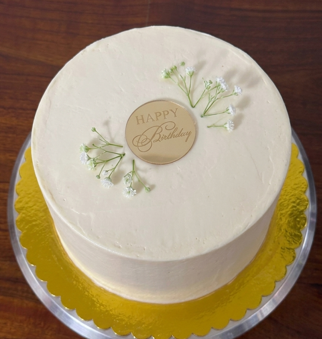 Topper Personalizat pentru Cupcake din Acril Auriu Disc Gravat 6 cm pentru Aniversare, Nuntă & Baby Shower