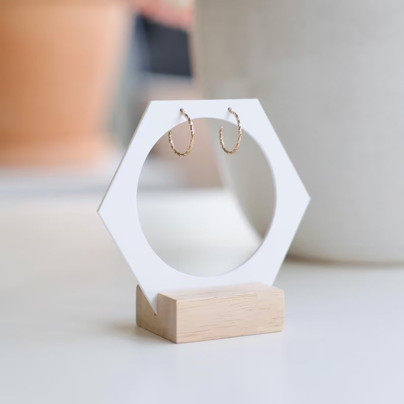 Suport Cercei "Geometric Hexagon” – Display din Acril și Lemn pentru o Pereche de Cercei