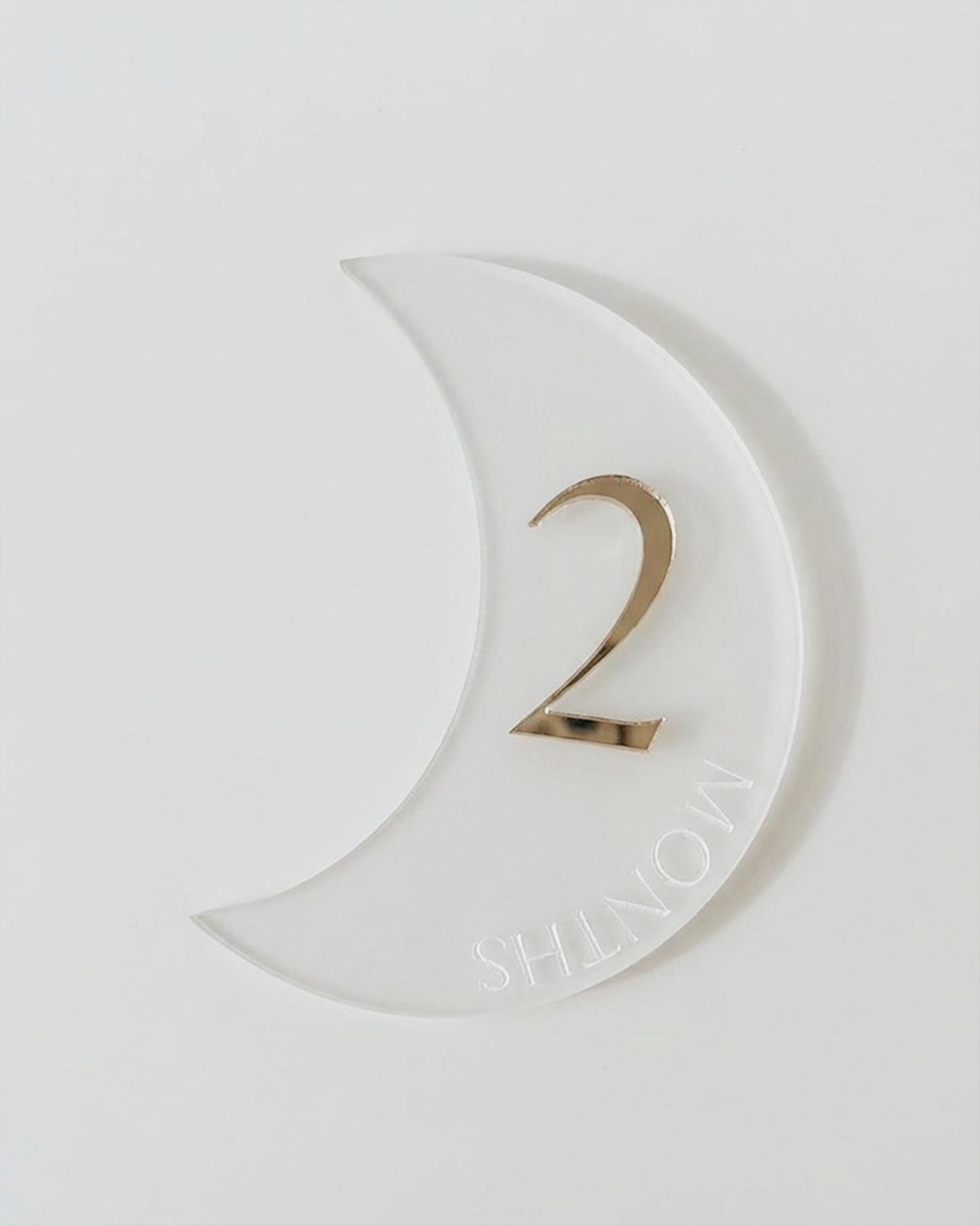 Set 12 Milestone "Luna și Stelele” – Discuri Aniversare din Acril în Formă de Semilună