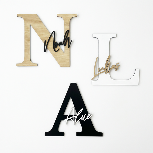 Monogramă Personalizată 3D – Decorațiune Perete din Lemn