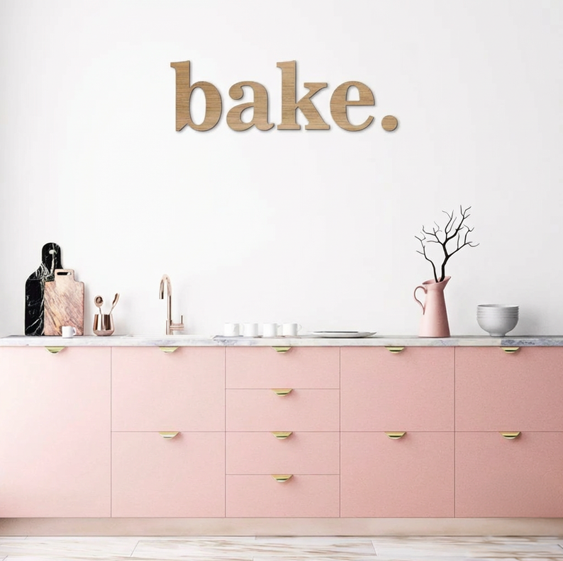 Litere Decorative Perete "bake.” – Decorațiune din Lemn Natural pentru Bucătărie
